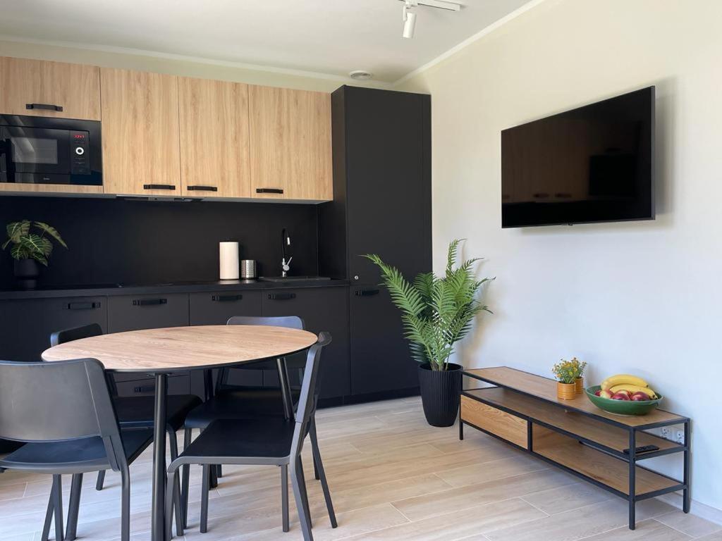 Apartamenty Przy Parku -150M Od Plazy Darlowko Esterno foto