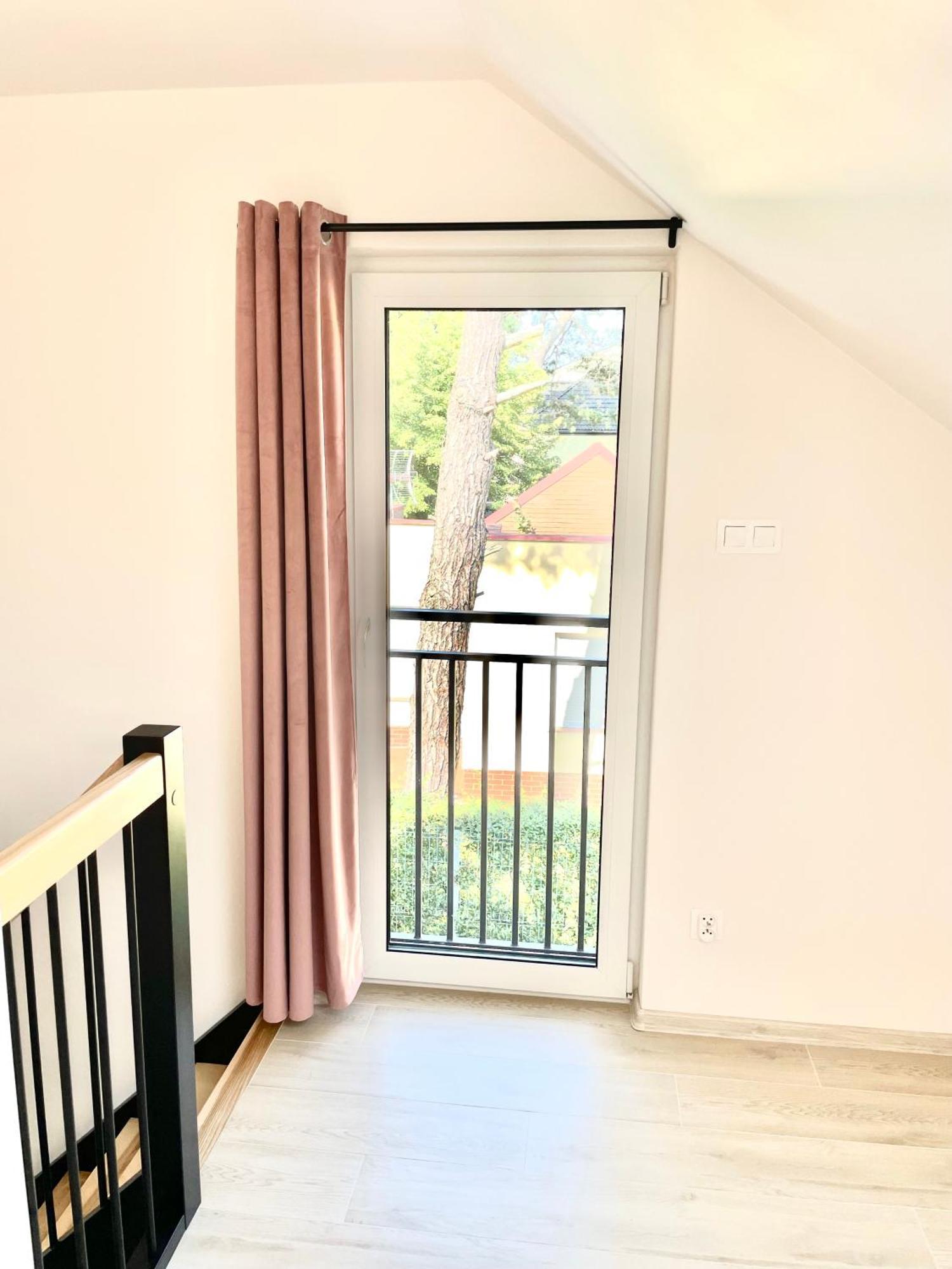 Apartamenty Przy Parku -150M Od Plazy Darlowko Esterno foto